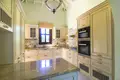 villa de 5 dormitorios 325 m² Kouklia, Chipre