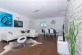 Дом 15 комнат 510 м² Slatine, Хорватия
