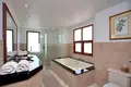 Villa 8 chambres 850 m² Ban Bang Thao, Thaïlande