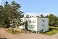 Mieszkanie 4 pokoi 92 m² Oitti, Finlandia