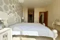 Bliźniak 5 pokojów  Estepona, Hiszpania