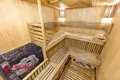 Cottage 438 m² Valiarjanava, Belarus