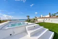 5 bedroom house 497 m² Dos Hermanas, Spain