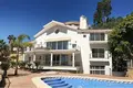 5-Schlafzimmer-Villa 1 383 m² Cordoba, Spanien