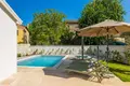 Villa de 2 dormitorios 108 m² Grad Porec, Croacia