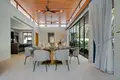 Wohnkomplex Modern villas with swimming pools and lounge areas, Phuket, Thailand