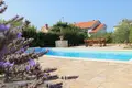 Villa 660 m² Opcina Dezanovac, Kroatien