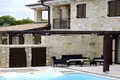 Casa 6 habitaciones 300 m² Omisalj, Croacia