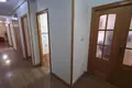 Mieszkanie 3 pokoi 129 m² Torrevieja, Hiszpania
