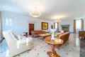 Villa 13 habitaciones 1 100 m² Dobrota, Montenegro