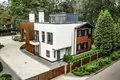 Mieszkanie 4 pokoi 94 m² Jurmała, Łotwa