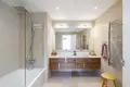 2 bedroom apartment 118 m² Benahavis, Spain