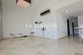 Mieszkanie 2 pokoi 106 m² Nikozja, Cypr
