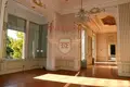 5 bedroom villa 2 200 m² Sanremo, Italy