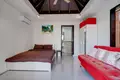 Villa de tres dormitorios 225 m² Rawai, Tailandia