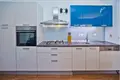 5 room house 330 m² Zrnovnica, Croatia