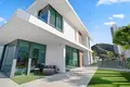 Villa de tres dormitorios 386 m² Benidorm, Španjolska