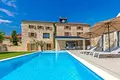 villa de 5 chambres 350 m² Grad Novigrad, Croatie