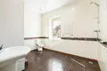 Oficina 8 habitaciones 16 m² en Minsk, Belarús