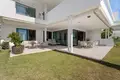 Mieszkanie 3 pokoi 208 m² Marbella, Hiszpania