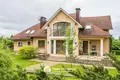 Haus 7 zimmer 310 m² Papiarnianski sielski Saviet, Belarus