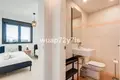 2 bedroom apartment 98 m² Estepona, Spain