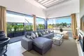 Apartment 111 m² Estepona, Spain