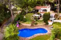 Вилла 4 спальни 250 м² Льорет-де-Мар, Испания