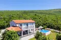 3-Schlafzimmer-Villa 140 m² Rabac, Kroatien