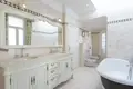 5-Schlafzimmer-Villa 290 m² in Frankreich, Frankreich