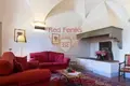 5 bedroom villa 7 020 m² Pistoia, Italy