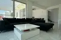 villa de 3 chambres 200 m² Agía Nápa, Chypre