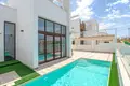 4 bedroom house 179 m² Torrevieja, Spain