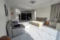 Villa 7 chambres 1 102 m² en Sangkat Prek Kampeus, Cambodge