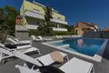 Дом 18 спален 920 м² Grad Zadar, Хорватия