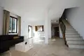 Mieszkanie 2 pokoi 215 m² Bel Air, Hiszpania