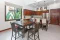 6 bedroom house 385 m² Coxen Hole, Honduras