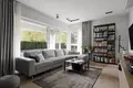 2 bedroom apartment 82 m² Warsaw, Poland