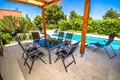 Willa 3 pokoi 220 m² Splitska, Chorwacja