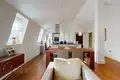 3 bedroom apartment 125 m² in London, United Kingdom