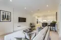 2 bedroom apartment 87 m² in London, United Kingdom