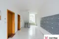 Mieszkanie 5 pokojów 106 m² Miasto Stołeczne Praga, Czechy