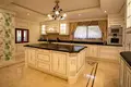 6-Schlafzimmer-Villa 594 m² lAlfas del Pi, Spanien