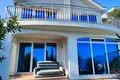 villa de 5 dormitorios 143 m² Herceg Novi, Montenegro
