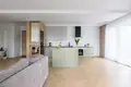 Propiedad comercial 80 m² en Varsovia, Polonia