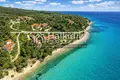 Land 4 000 m² Neos Marmaras, Greece