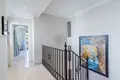 Haus 4 Schlafzimmer 304 m² Dos Hermanas, Spanien