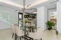 Villa de tres dormitorios 238 m² Urbanizacion Dona Pepa, Španjolska