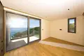 Villa de tres dormitorios 438 m² Budva, Montenegro