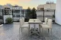 Mieszkanie 3 pokoi 180 m² Nikozja, Cypr